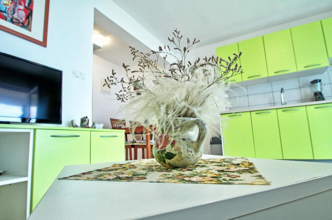 Appartamento Seashell Vinjerac Esterno foto